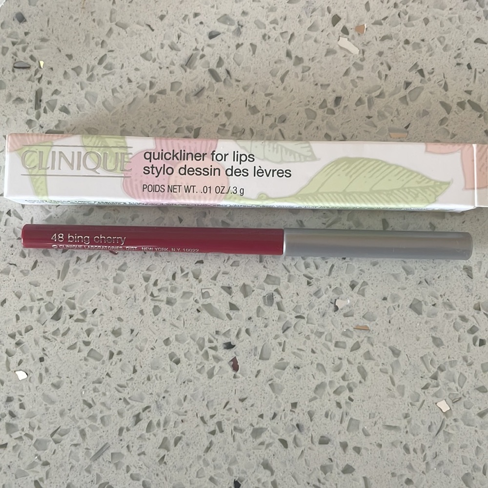 Clinique Quickliner for lips （48 Bing Cherry）